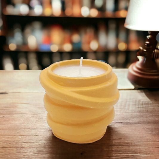 شمعة في علبة دائرية مموجة من الكونكريت Candle in Corrugated Circular Jar